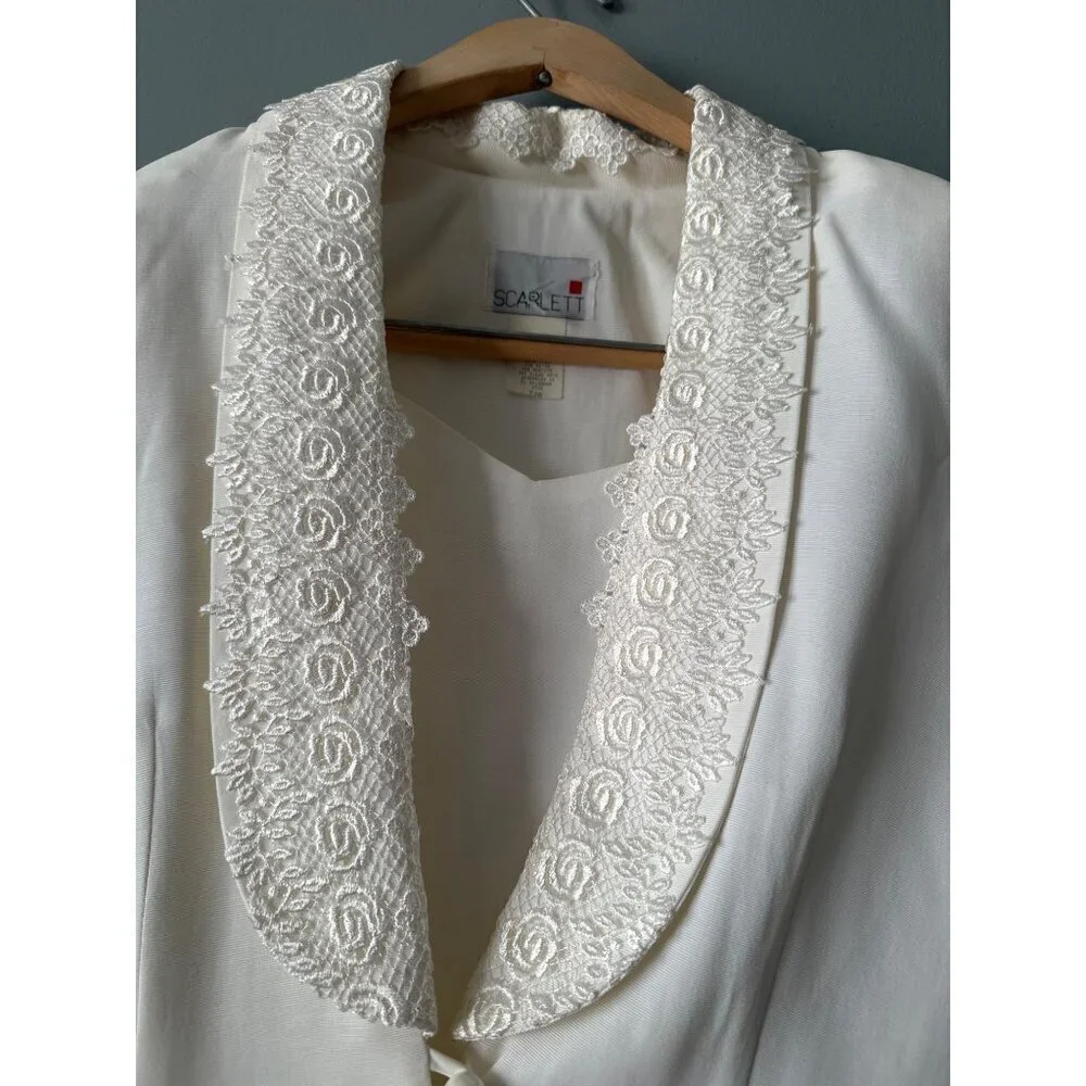 NWT Women’s 7/8 Scarlett Ivory Two-Piece Blazer & Skirt Set Old Money Academia